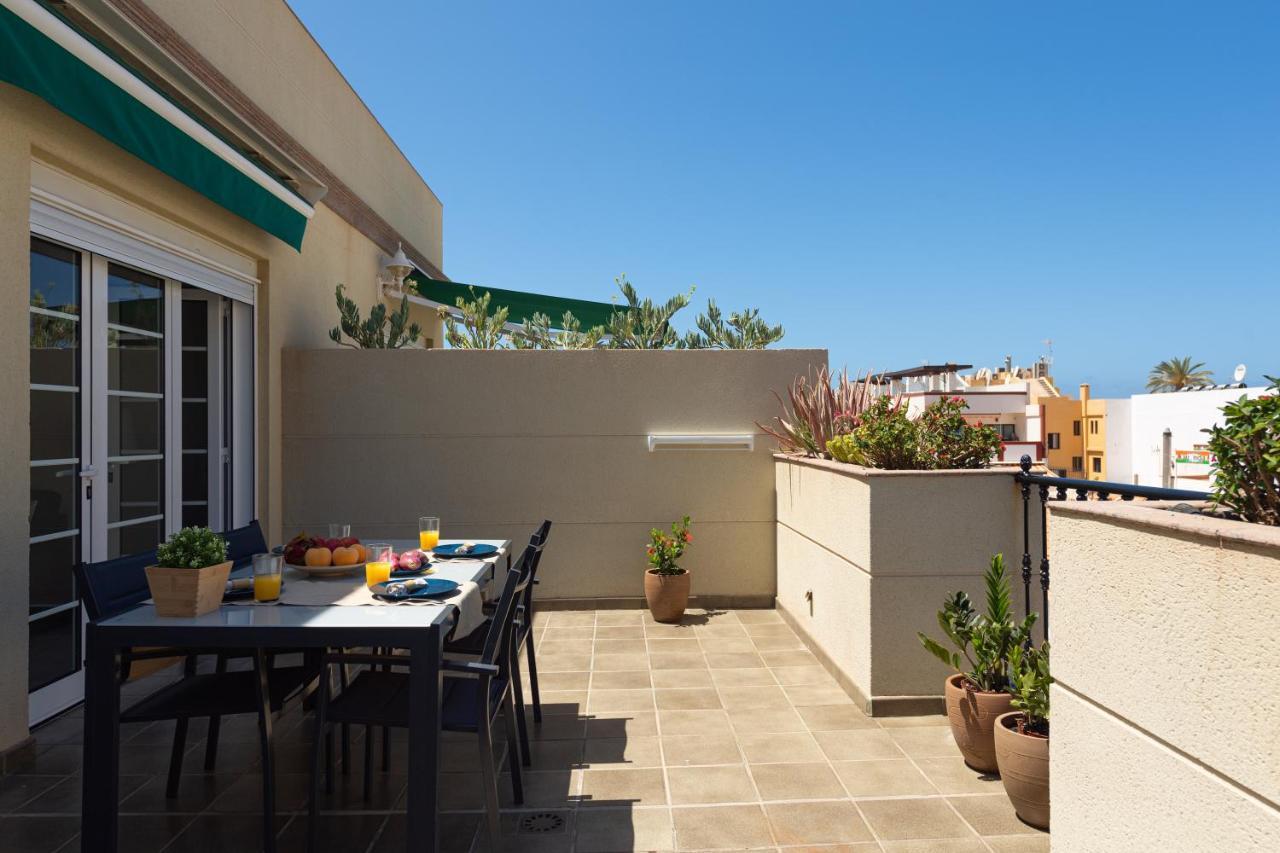 Amarre Moon Apartment Puerto De Mogan Exterior photo